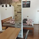 Pod Baruncinou Skolou דירה *