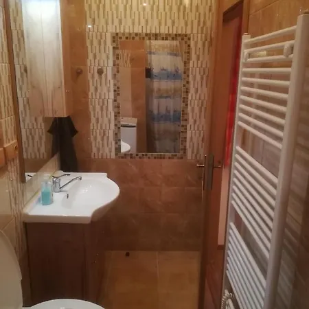 شقة Pod Baruncinou Skolou