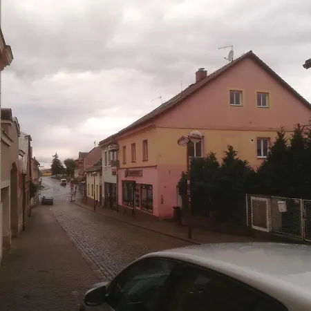 Pod Barunčinou školou Apartmán