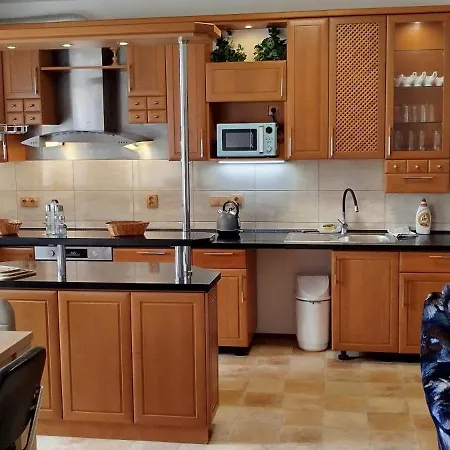 Pod Baruncinou Skolou Apartament Czeska Skalica