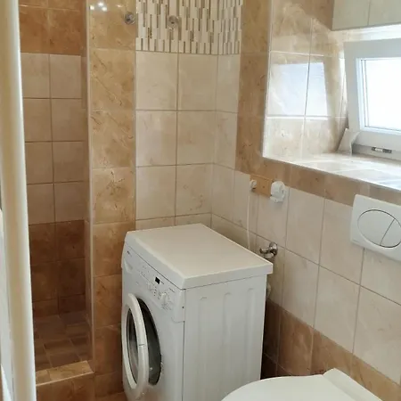 شقة Pod Baruncinou Skolou