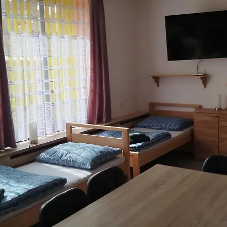 Pod Baruncinou Skolou * Česká Skalice