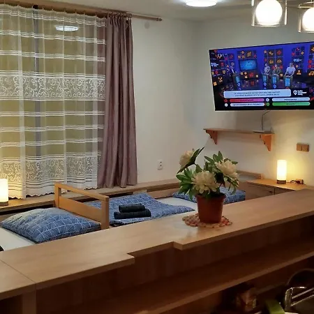 Pod Barunčinou školou Apartmán Česká Skalice