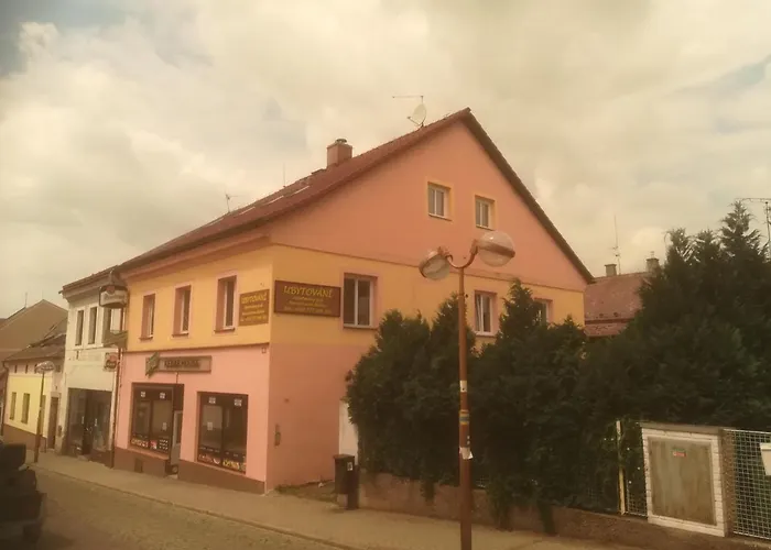 Pod Baruncinou Skolou *