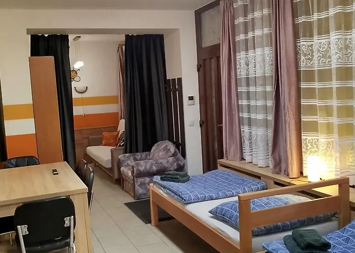 Pod Baruncinou Skolou Apartment Česká Skalice